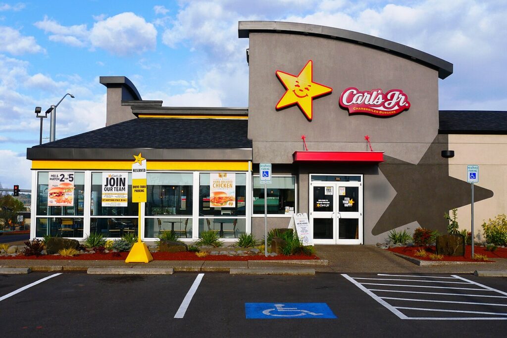 1280px-A_Carl's_Jr._in_Eugene,_Oregon_(52008608991)