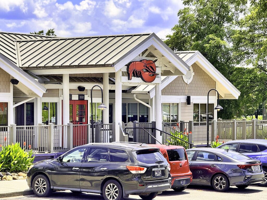 1280px-A_Red_Lobster_seafood_restaurant_in_Chattanooga,_Tennessee_01