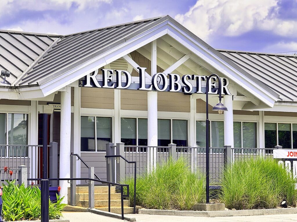 1280px-A_Red_Lobster_seafood_restaurant_in_Chattanooga,_Tennessee_06