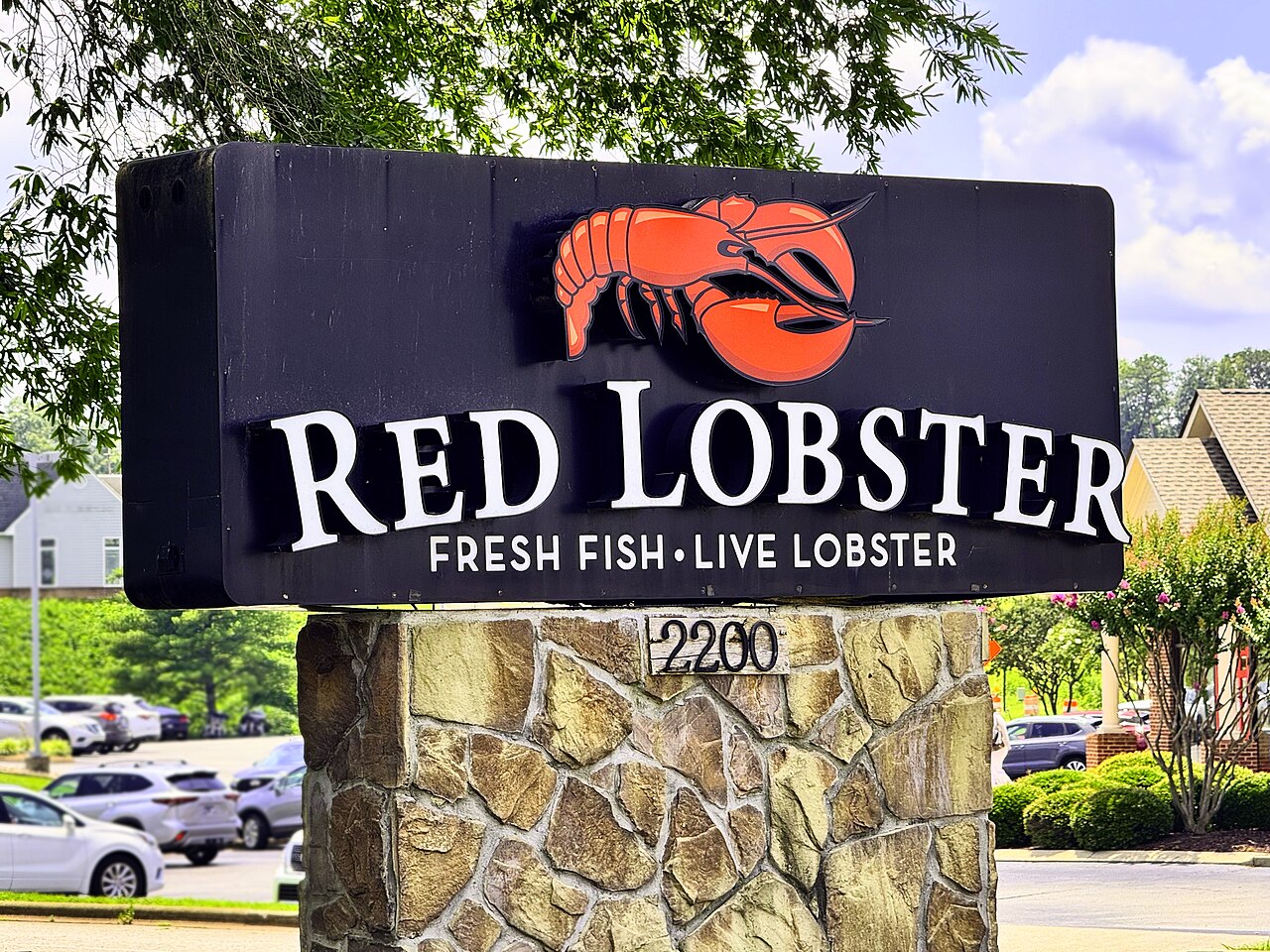 5 Reasons Red Lobster’s Endless Shrimp Comeback at $25 Feels Very Different This Time