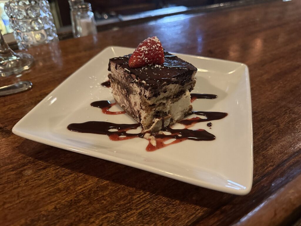 1280px-The_Plaza_Bistro_-_December_28_2023_-_Sarah_Stierch