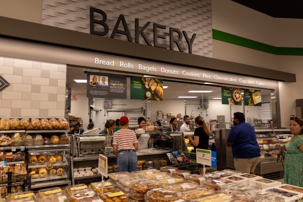 3840px-Publix_Bakery_Orlando,_Florida