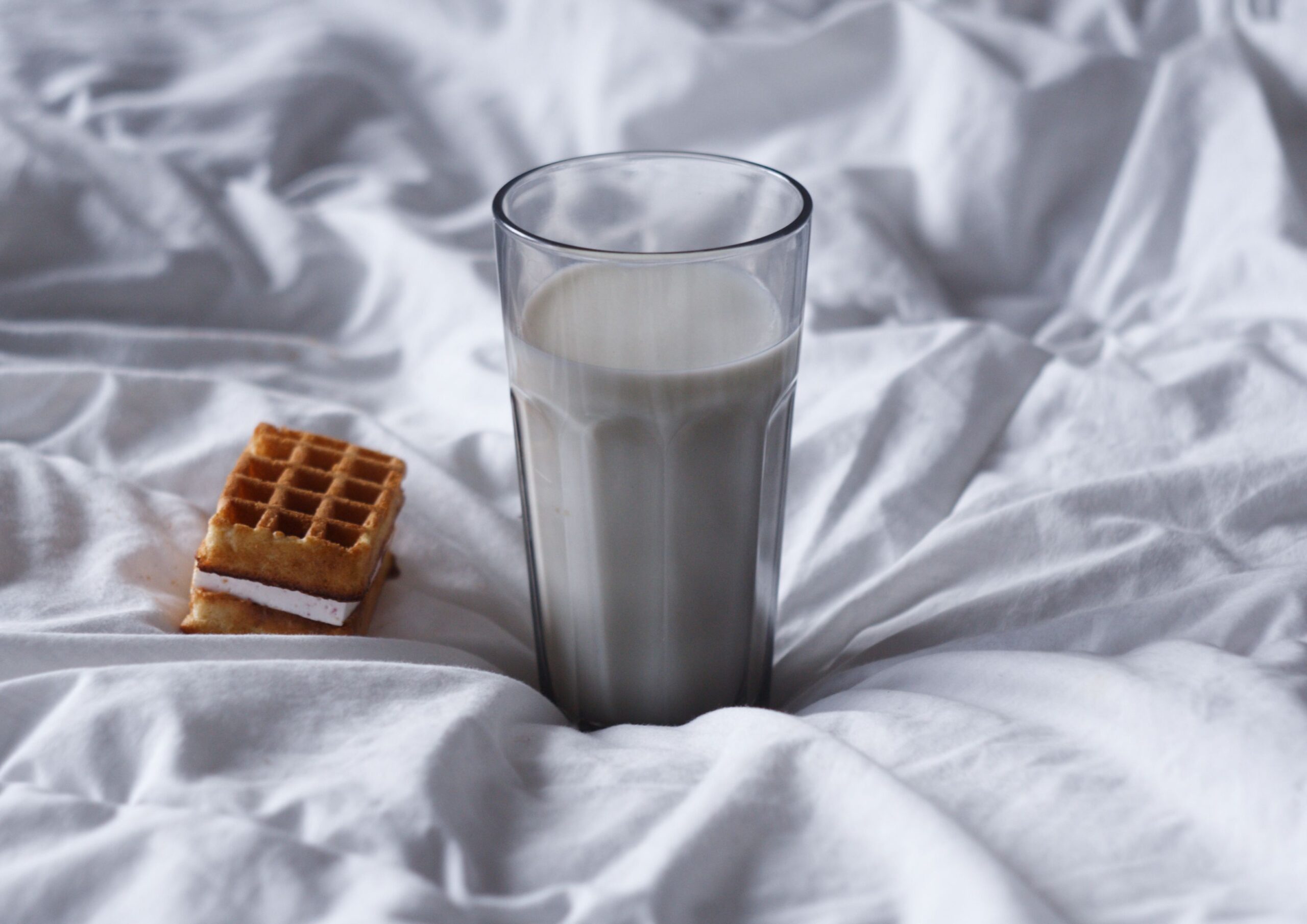 Health Officials Just Linked a Raw Milk Brand to an “Campylobacter” Outbreak. Here’s What They’re Not Saying